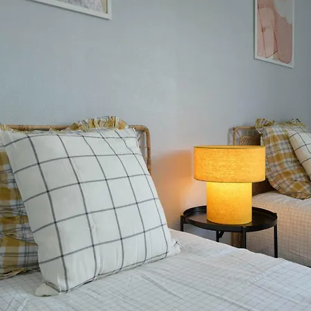 Le Raymond - Proche Du Centre Sportif, Des Rives De L'allier Et Du Centre-ville - Parking Appartamento Vichy