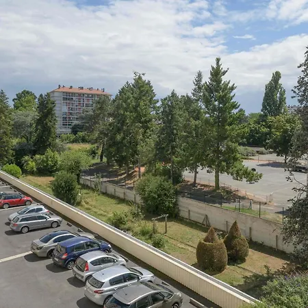 Le Raymond - Proche Du Centre Sportif, Des Rives De L'allier Et Du Centre-ville - Parking *