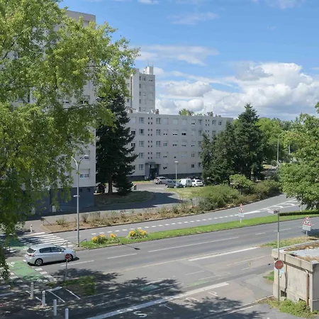 Le Raymond - Proche Du Centre Sportif, Des Rives De L'allier Et Du Centre-ville - Parking * Vichy
