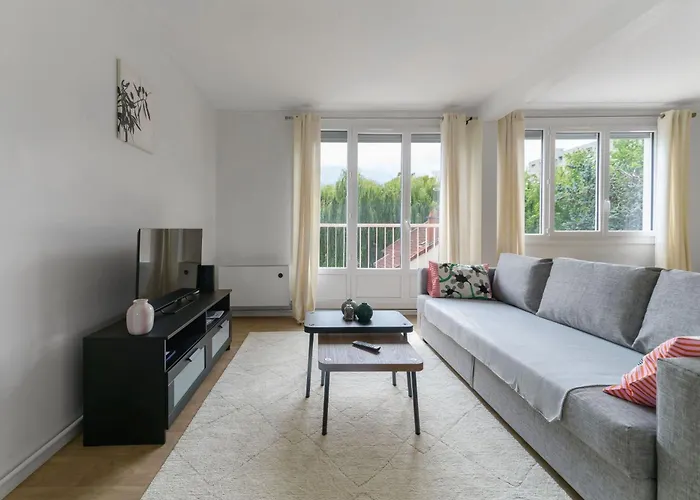 Le Raymond - Proche Du Centre Sportif, Des Rives De L'allier Et Du Centre-ville - Parking * Виши