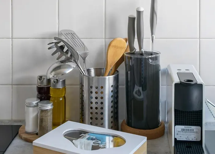 Апартаменты Le Raymond - Proche Du Centre Sportif, Des Rives De L'allier Et Du Centre-ville - Parking Виши